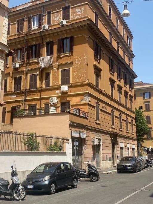 Апартаменты A Casa Da Annarella! Рим Экстерьер фото
